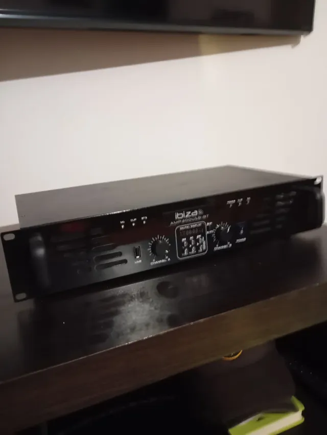 Amplificador Ibiza AMP300 USB-BT 2x240W