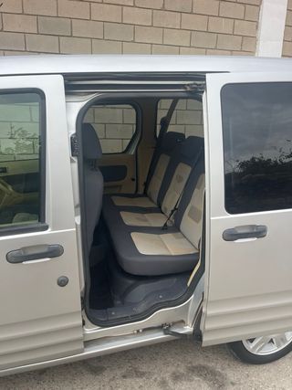Ford Tourneo 94000km Unico Dueño