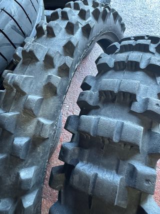 Juego Ruedas Enduro Motocross MITAS y DUNLOP