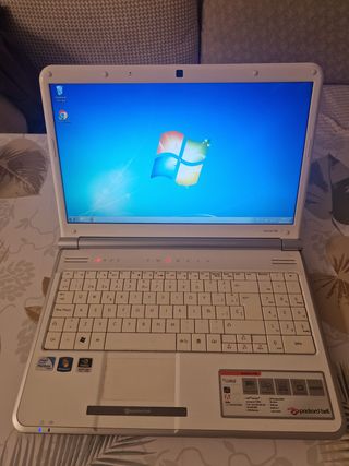 Packard Bell Easynote TJ66 Portátil