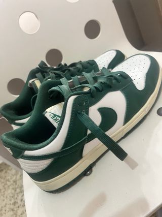 NIKE DUNK LOW  VERDES . PRECIO NECOCIABLE