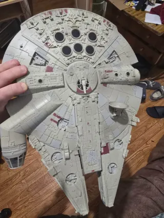 Halcon Milenario Figura