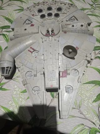 Halcon Milenario Figura