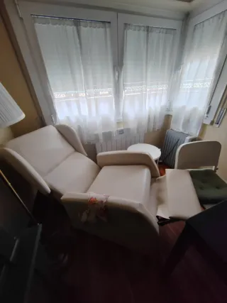 Sillón reclinable polipiel beige