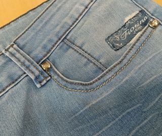 Pantalón vaquero pirata azul