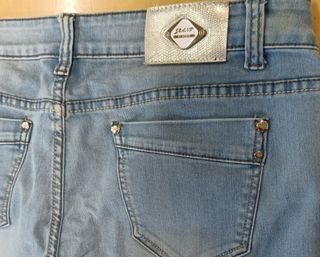 Pantalón vaquero pirata azul