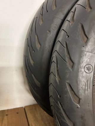 Neumáticos Michelin Road 5 