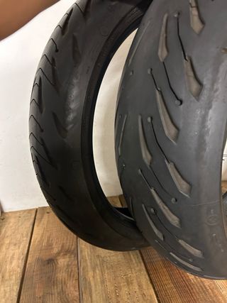 Neumáticos Michelin Road 5 