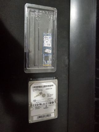 2 Discos Duros: Seagate 1TB + Kingston M.2 96GB