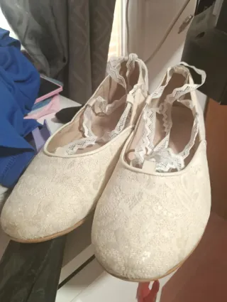 Zapatos comunión niña encaje blanco beig