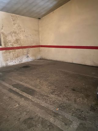 Plaza de garaje en venta o alquiler.