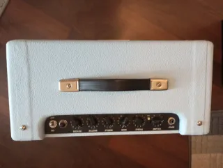FENDER BLUES JUNIOR IV Cannabis Rex