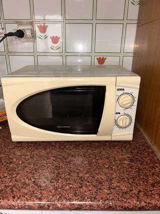 Microondas Schneider 