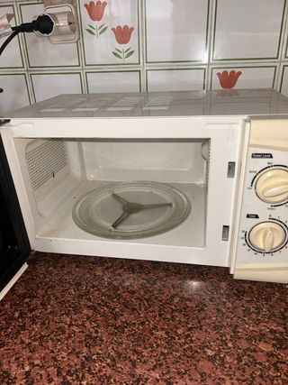 Microondas Schneider 