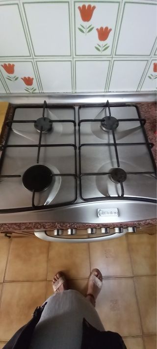Conjunto Horno Eléctrico y Encimera Gas