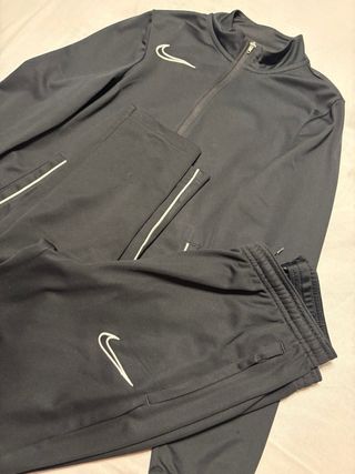 Chándal Nike niño negro