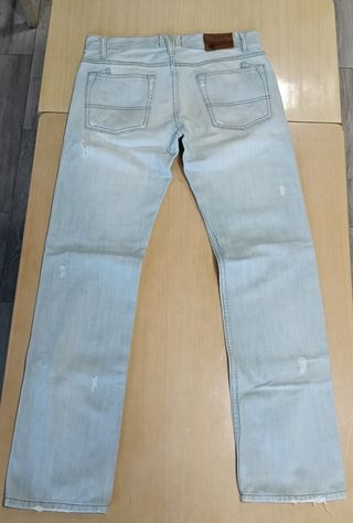 Vaqueros Sickonineteen rotos azul claro