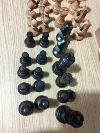 Piezas de ajedrez Staunton Master madera