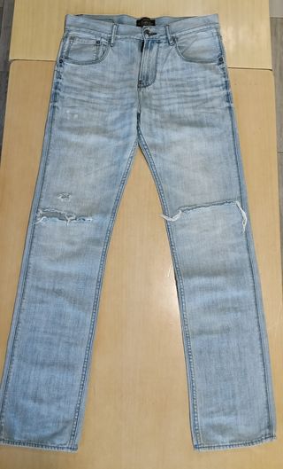 Vaqueros rotos Pull&Bear