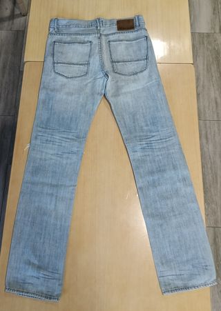 Vaqueros rotos Pull&Bear