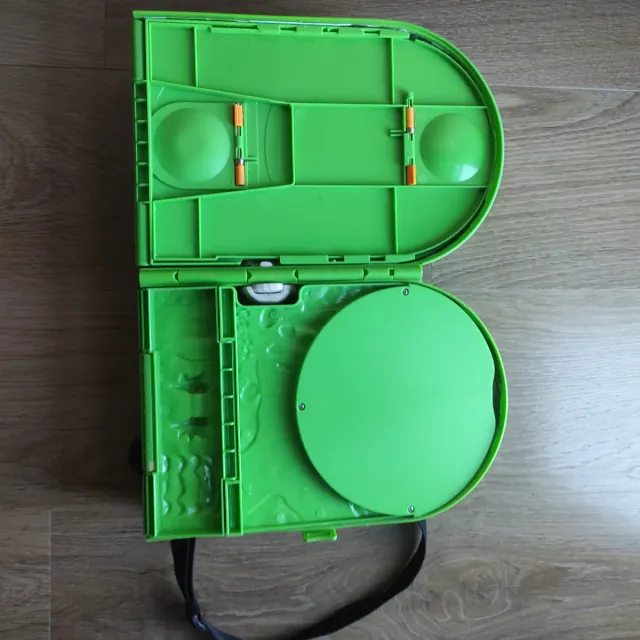 Mochila Pokémon verde y morada