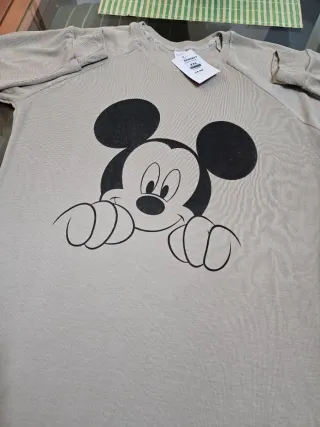 Dos camisetas Mickey y Minnie XXL.CON ETIQUETA 