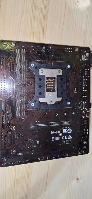 Placa Base MSI MPG Z490 Gaming Edge WiFi