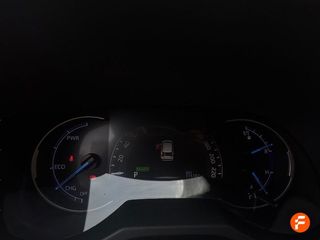 Toyota Rav4 2.5l 220H Advance