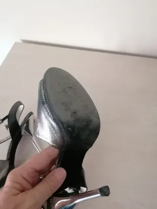 Sandalias de tango plateadas y negras