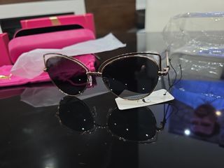 Gafas de Sol Valeria Mazza Rosas y Doradas