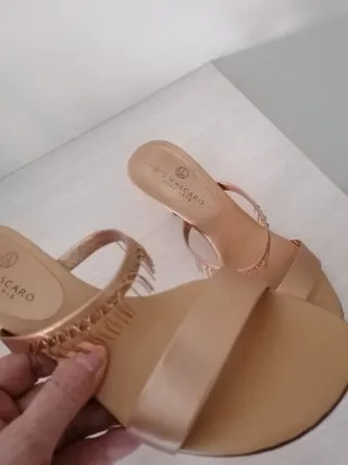 Sandalias doradas Jaime Mascaro