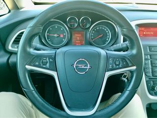 Opel Astra 1.7 cdti 2011