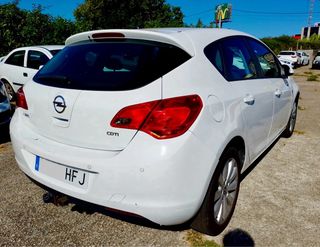 Opel Astra 1.7 cdti 2011