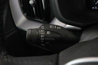 Volvo XC60 2.0 B4 Momentum 2WD