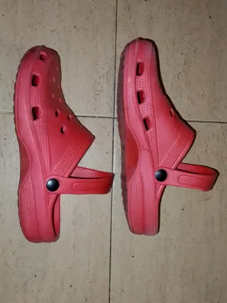 Crocs Rojas Talla 38