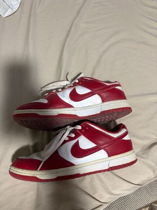 Nike Dunk Rojo y Blanco