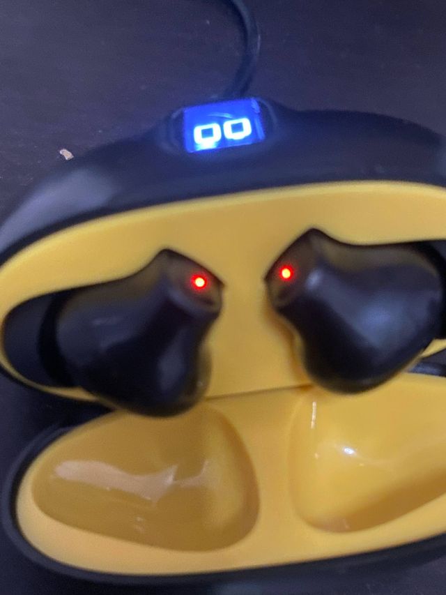 Auriculares Bluetooth Nuevos Negro