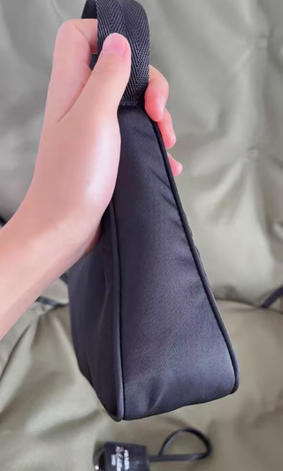 Bolso Sobaxo Prada Negro