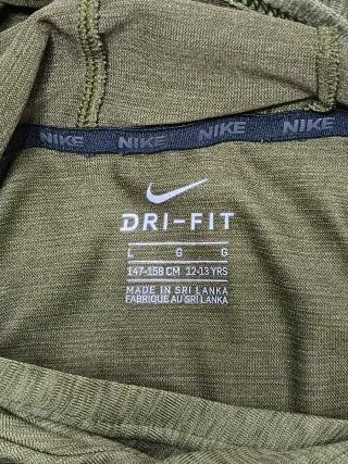 Maglietta Nike con cappuccio verde