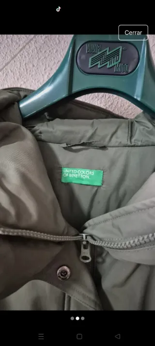 Abrigo Benetton verde plumífero