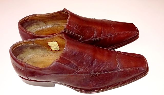 Zapatos de vestir marrones para hombre en piel