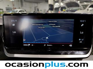 Peugeot 2008 PureTech 130 S&S Allure Pack EAT8 96 kW (130 CV)