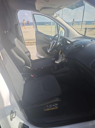 FORD Transit Courier Van 1.5 TDCi 56kW Trend