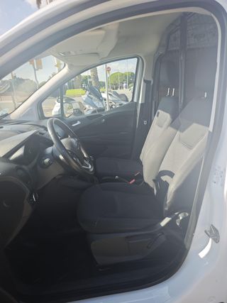 FORD Transit Courier Van 1.5 TDCi 56kW Trend