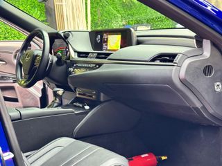 LEXUS IS 2.5 300h F Sport + Cuero