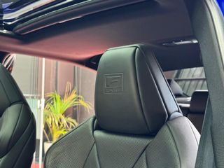 LEXUS IS 2.5 300h F Sport + Cuero