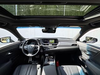 LEXUS IS 2.5 300h F Sport + Cuero