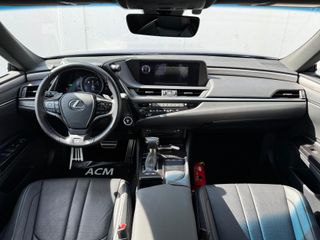 LEXUS IS 2.5 300h F Sport + Cuero