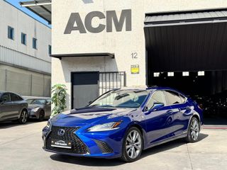 LEXUS IS 2.5 300h F Sport + Cuero