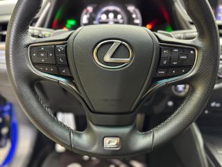 LEXUS IS 2.5 300h F Sport + Cuero